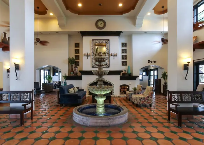 Oxford Suites Pismo Beach